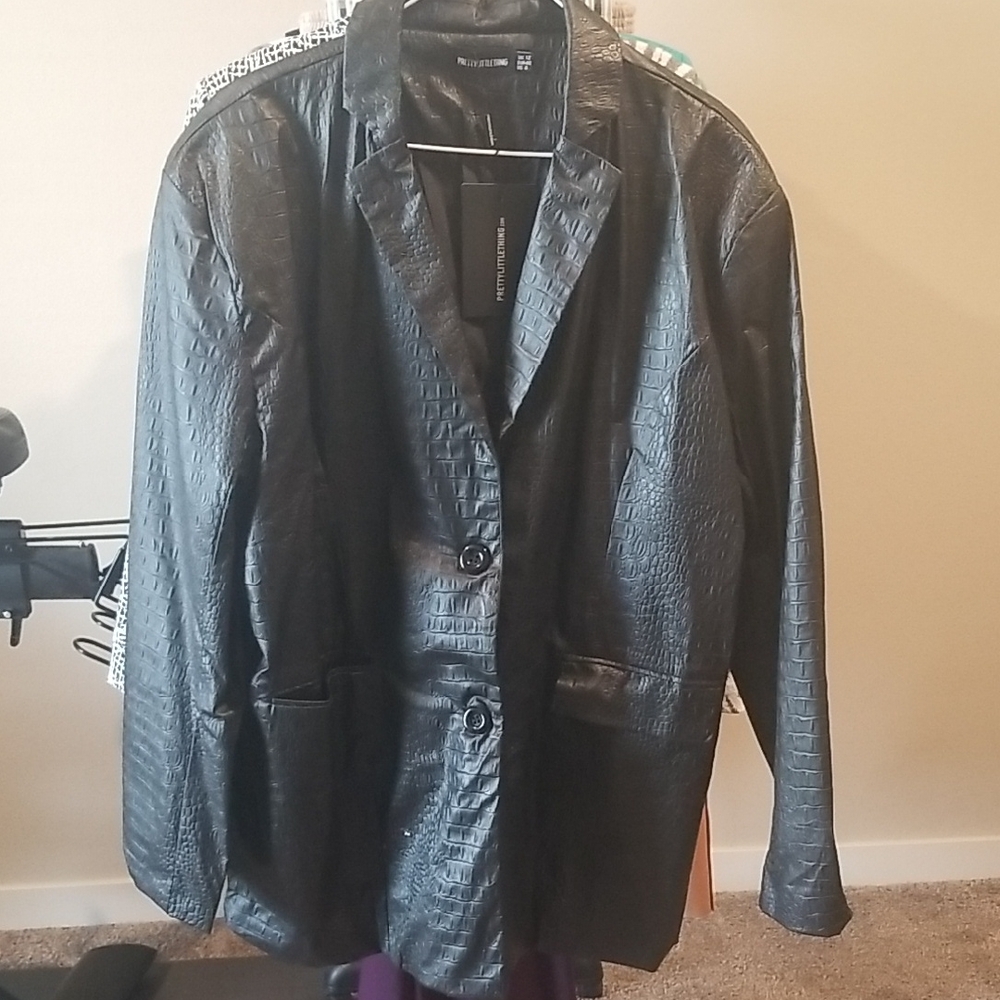 PrettyLittleThing Black Croc Textured Faux Leather Jacket